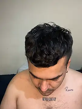 LatinBearX's Webcam Show