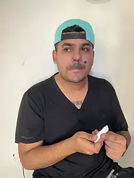 LatinBearX Webcamshow