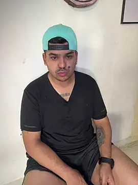 LatinBearX – webcam-show