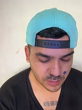 LatinBearX Webcam-Show