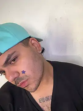 LatinBearX – webcam-show