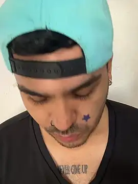 LatinBearX Webcamshow
