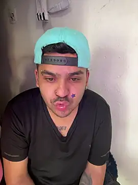 LatinBearXn Webbikameraesitys