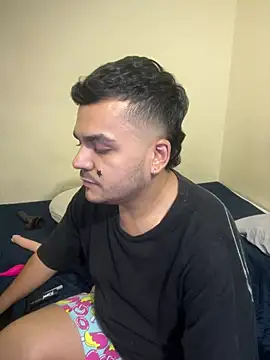 LatinBearX Show Webcam