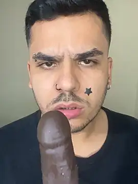 LatinBearX – webcam-show