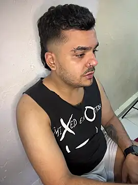 LatinBearX Pertunjukan Webcam