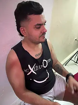 LatinBearX – webcam-show