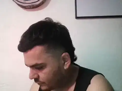 عرض كام LatinBearX