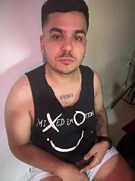 LatinBearX Show Webcam