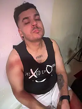 LatinBearX – webcam-show