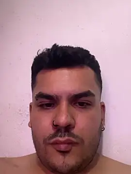 LatinBearX Webcam Show