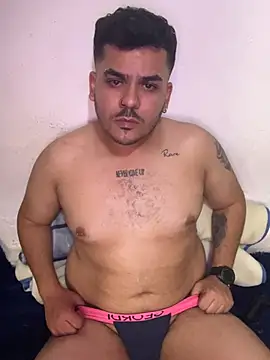LatinBearX Pertunjukan Webcam