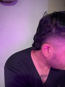 LatinBearXn Webbikameraesitys