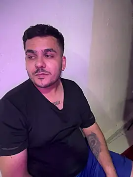 LatinBearX Webcamshow