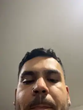 LatinBearXのウェブカメラショー