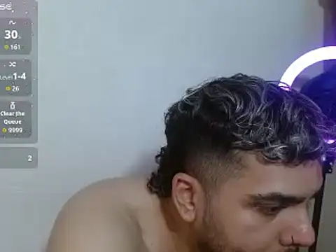LatinBearX Webcam Show