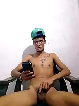 Show modela JoshuaRoyale na web-kameri