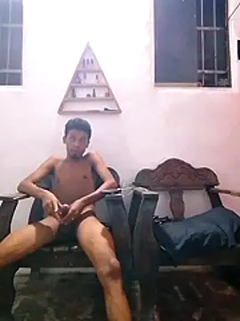 JoshuaRoyale Show in webcam