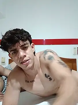valdren_vylord Show in webcam