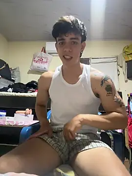 valdren_vylord Show Webcam