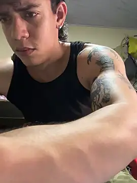 valdren_vylordのウェブカメラショー