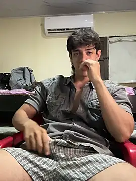 valdren_vylord Adlı Modelin Web Kamerası Şovu