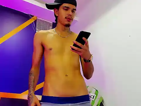 tayson_rigs Webcam Show