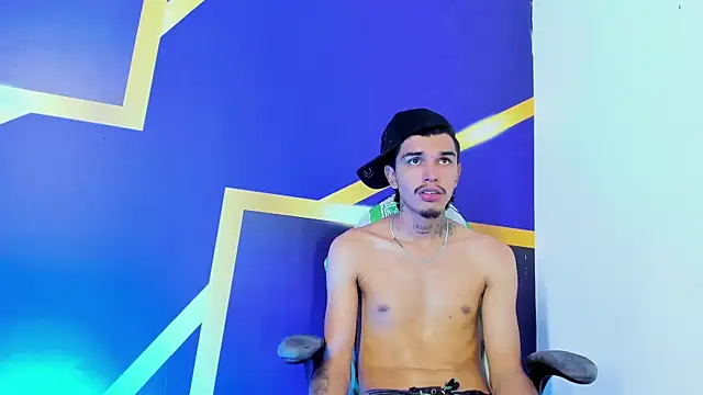 Show de tayson_rigs na webcam