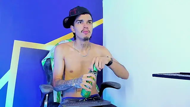 tayson_rigs Webcamshow