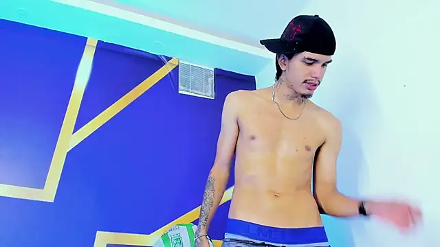 tayson_rigs – webcam-show
