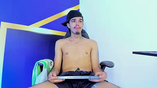 tayson_rigs – webcam-show