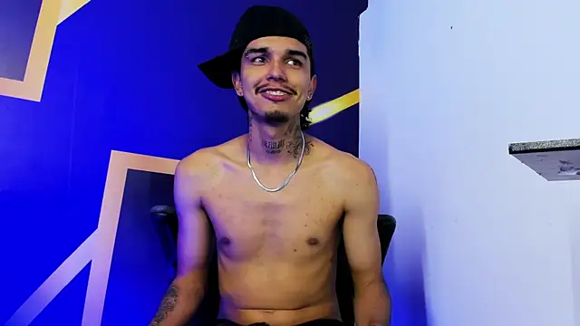 Show de tayson_rigs na webcam