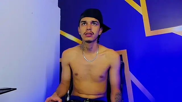tayson_rigs' Webcam Show