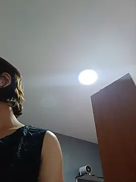 Alma_44 ওয়েবক্যাম শো