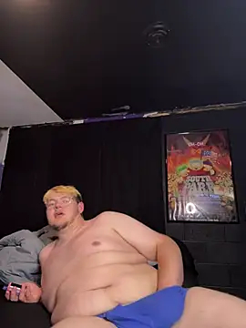KingMoxuXXX Show in webcam