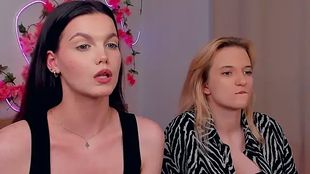 Pokazy przed kamerką – AleshaDute