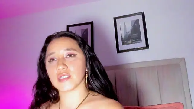 Chatroom XXX en direct de CatalinaSaanz_