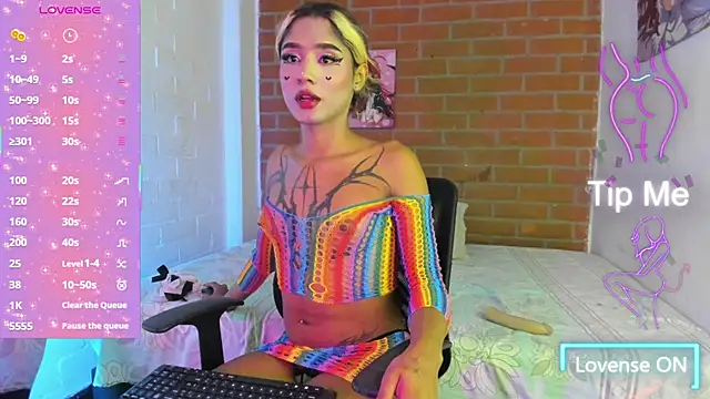 Kitty_gina's Webcam Show