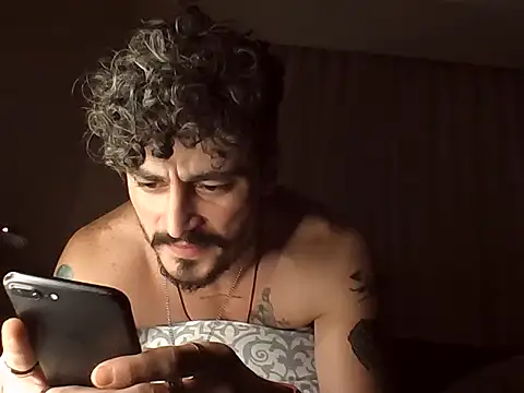 HadesPersephone Show Webcam