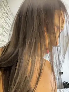 Chat soba uživo modela Meli-Bleir