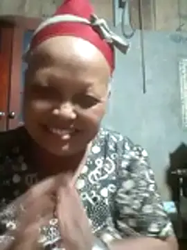 Single-M0m69's Webcam Show