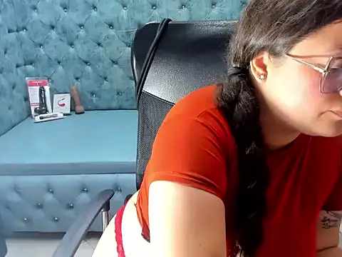 SaraThonson_ – Live XXX-chat
