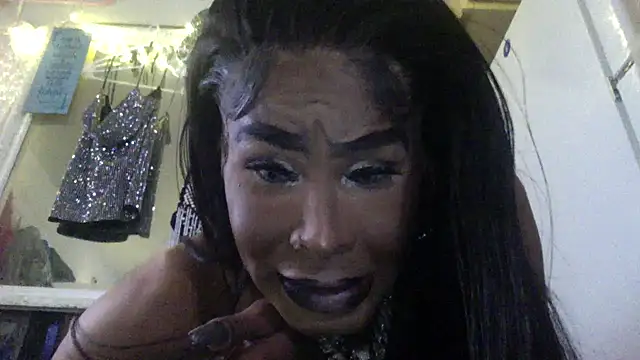 12InchesOfTransD Webcam Show