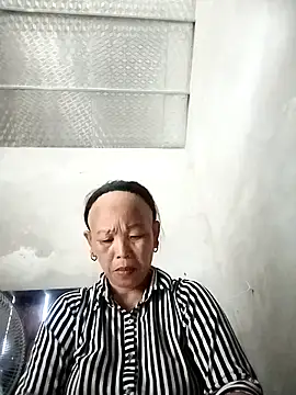 lylai18 网络视讯表演
