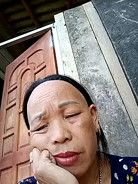 Sala de chat ao vivo de lylai18