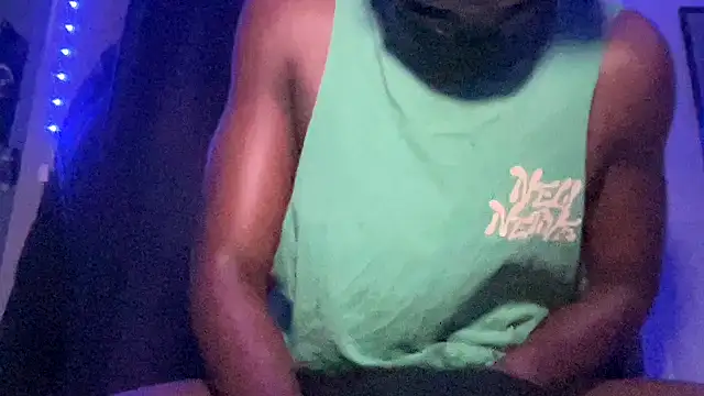 ahmadatyou's Webcam Show