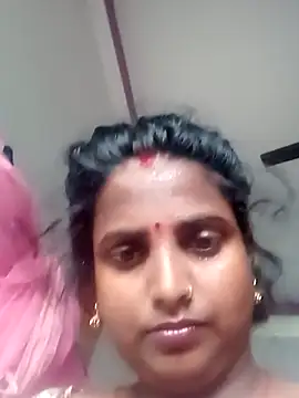 Mnisha6619 现场XXX聊天