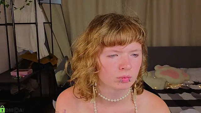 VioletDesiree Chat XXX in diretta