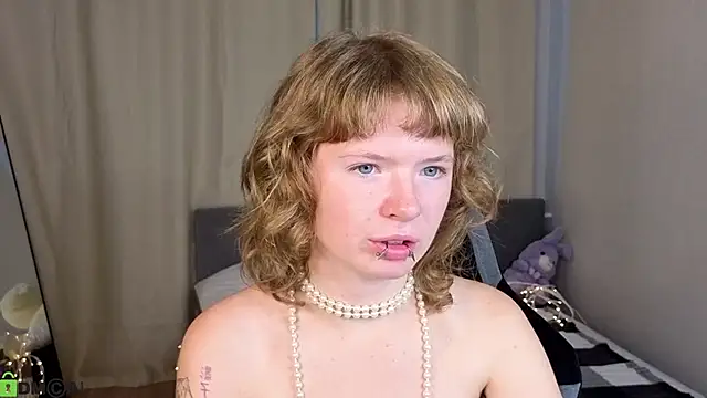 Živý XXX chat VioletDesiree