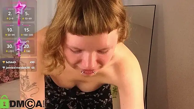 צ'אט XXX בשידור חי של VioletDesiree